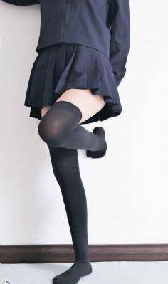 国产美女自慰一区二区_迅雷1080
