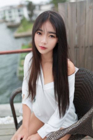 亲嘴扒胸摸屁股激烈视频免费网站_BD英语电影完整版