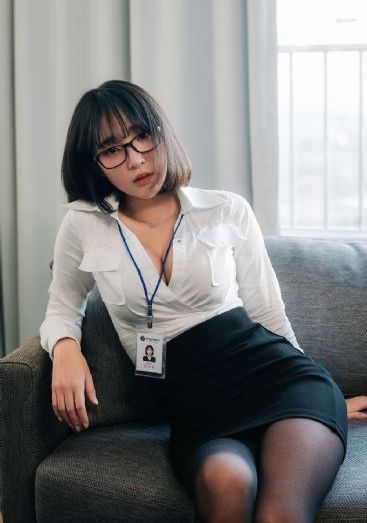 精品少妇人妻Av免费久久三叶草_在线视频网